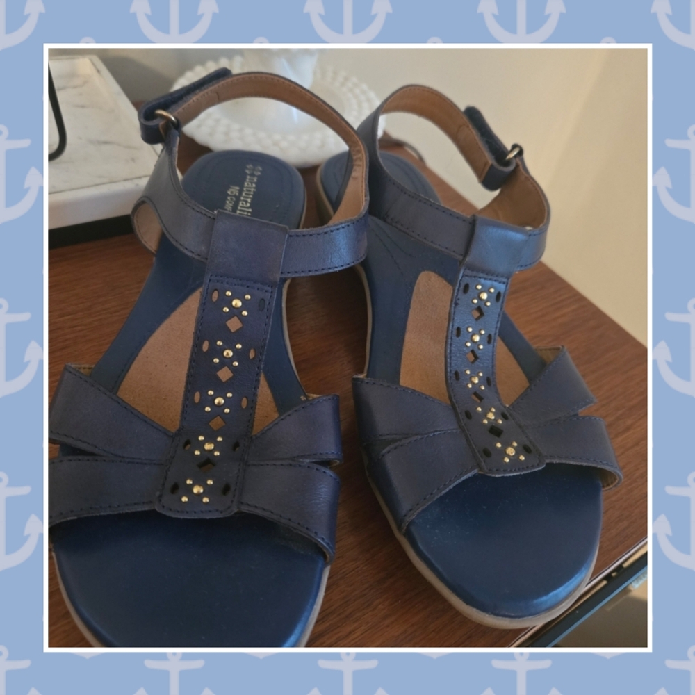 Naturalizer Navy Blue T-Strap Sandals with Gold Accents